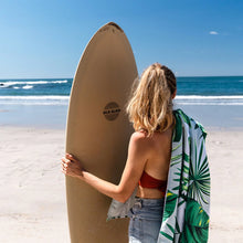 Lataa kuva Galleria-katseluun, Quick Dry Towel - Palm Dreams