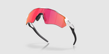 Load image into Gallery viewer, Oakley Radar ev xs path (Youth Fit) sunglasses