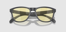 Load image into Gallery viewer, Oakley Frogskins xs (Youth Fit) sunglasses