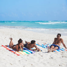 Lataa kuva Galleria-katseluun, Quick Dry Towel Rainbow Skies - MyBeachStore