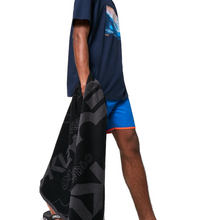 Lataa kuva Galleria-katseluun, Repeat Towel - Blackout - MyBeachStore