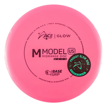 Ielādējiet attēlu galerijas skatītājā, ACE LINE M MODEL US BASEGRIP GLOW PLASTIC Disc golf disc
