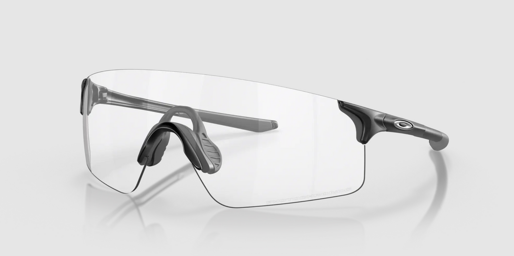 Oakley Evzero blades Matte black Clear to black iridium photochromic saulesbrilles